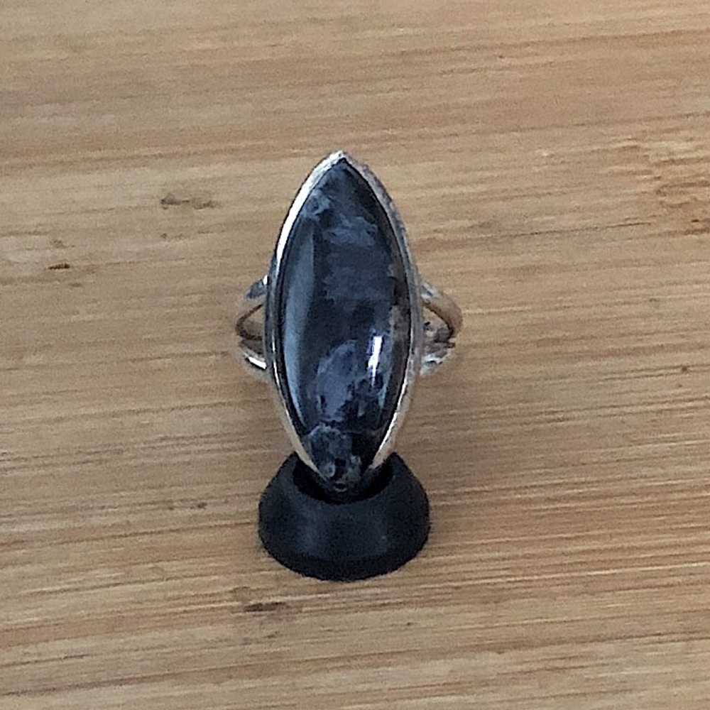 $54  Designer Estate Ring   Sterling Silver    Size 7 & 3/4 - 8     925